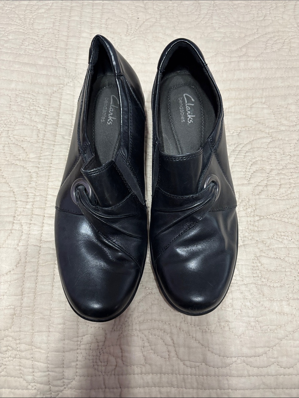 Clarks Black Leather Women's Slip-On Loafers with Elastic Panels
